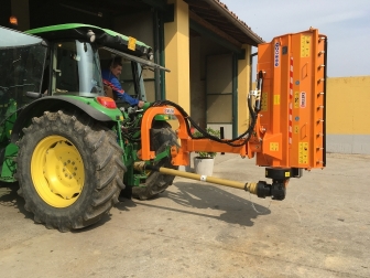 Priekopový mulčovač DELEKS ALCE-140 (pre traktor 50-90 HP)