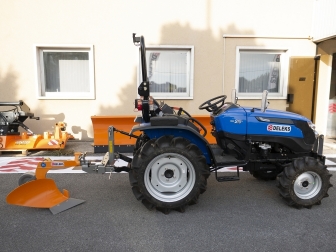 Jednodielny pluh DELEKS DP-20 (pre traktor 20-35 HP)