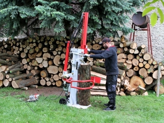 Elektrická štiepačka na drevo VARI 11 ton 400 V