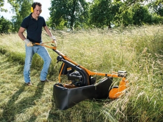 Profesionálna kosačka AS MOTOR AS 21 2T ES