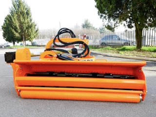 Priekopový mulčovač DELEKS ALCE-180 (pre traktor 70-110 HP)