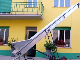 Hydraulický pásový dopravník DELEKS NTL