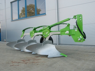 Jednolúčový pluh BOMET Libra (šírka tela pluhu: 30 - 50)