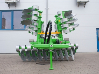 Disková brána hydraulicky sklápaná BOMET Pegasus -...