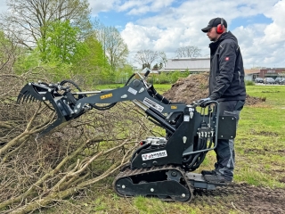 Šmykom riadený nakladač JANSEN KL-200