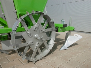 Jednoradový sadzač zemiakov BOMET Gemini