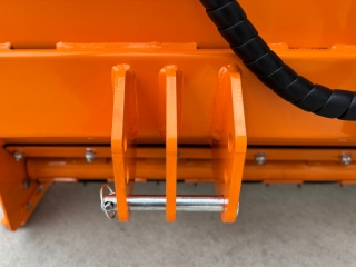 Sypač za traktor FK Machinery SAND PADAWAN
