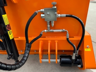 Sypač za traktor FK Machinery SAND PADAWAN